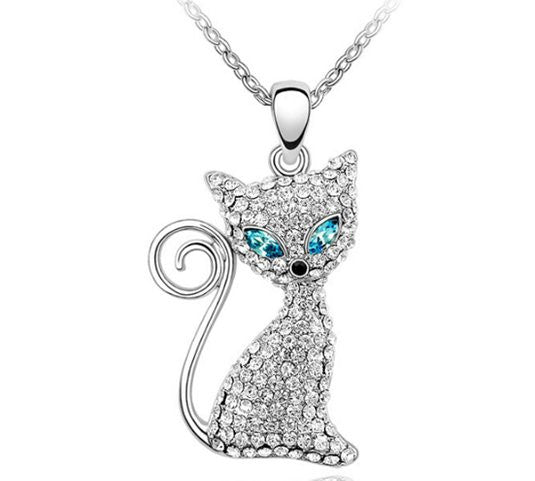 Beautiful 18K Gold Rhinestone Cat Necklace - Amazing!